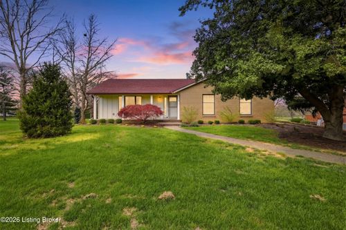 2001 Charlestown Pike, Jeffersonville, IN, 47130 | Card Image