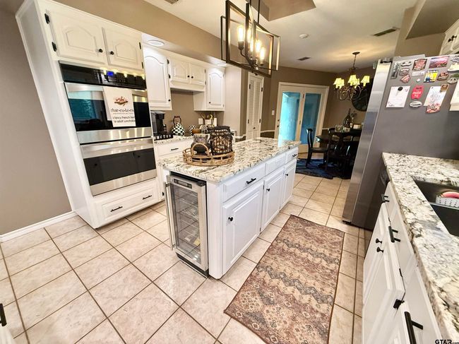 18872 Big Timber Rd, House other with 3 bedrooms, 2 bathrooms and null parking in Tyler TX | Image 9