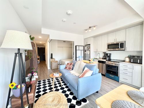 605-1 Cardiff Rd, Toronto, ON, M4P0G2 | Card Image