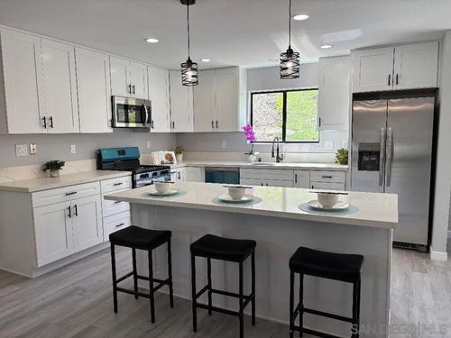 9211 Todos Santos, Santee, CA, 92071 | Card Image