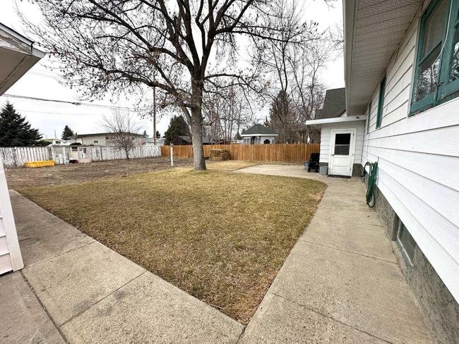 5618 52 St, House other with 4 bedrooms, 2 bathrooms and 1 parking in Taber AB | Image 35