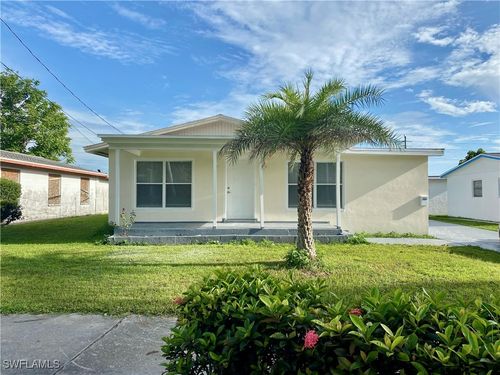 1340 5th Ave N, NAPLES, FL, 34102-3456 | Card Image