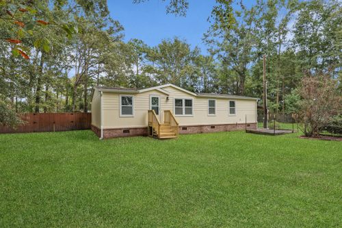 5773 Edgar Tumbleston Rd, Hollywood, SC, 29449-5719 | Card Image
