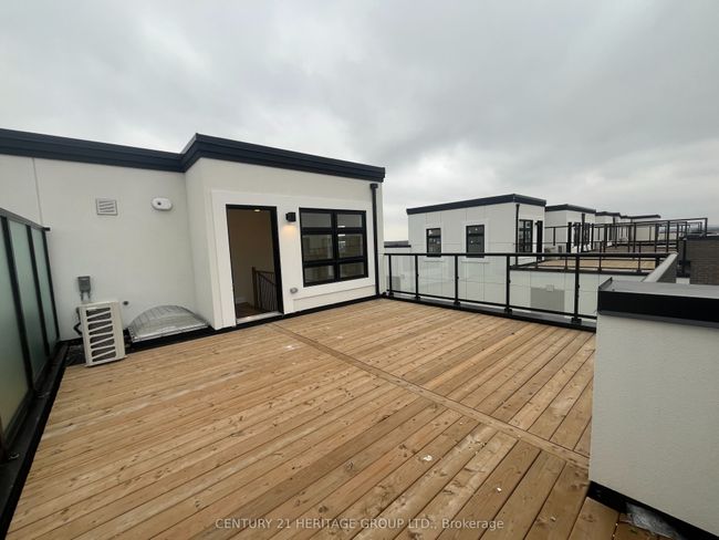 123 - 1581 Rose Way, Condo with 3 bedrooms, 2 bathrooms and null parking in Milton ON | Image 15