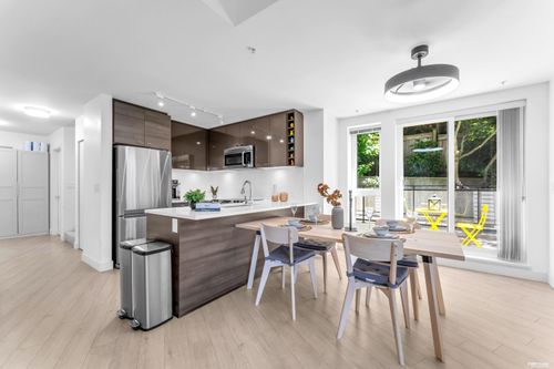 4-13931 Fraser Highway, Surrey, BC, V3T4E6 | Card Image