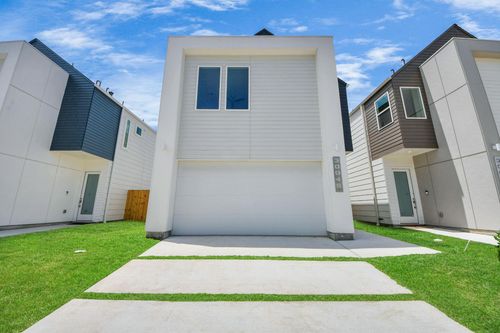 13105 Moncloa Dr, Houston, TX, 77047-0074 | Card Image