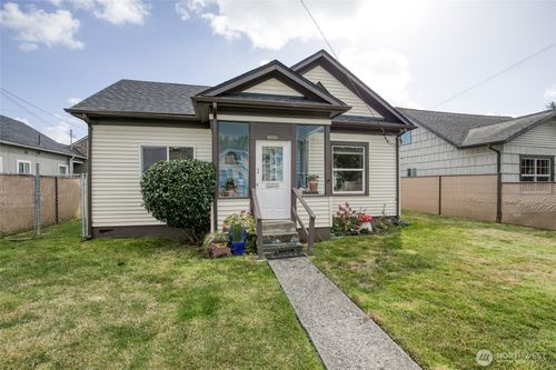 2832 Pacific Ave, Hoquiam, WA, 98550-4217 | Card Image