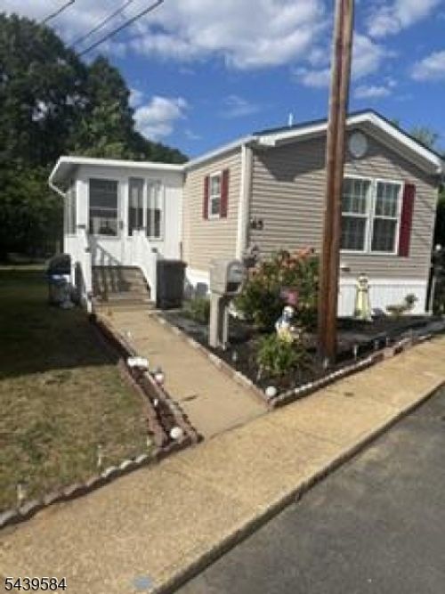 65 Locust Grv, Hazlet, NJ, 07730-4143 | Card Image