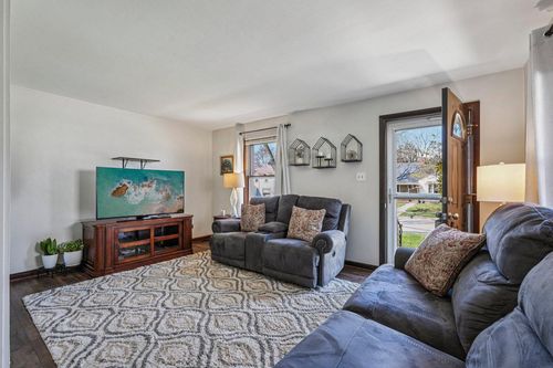 2426 S 64th Street, WEST ALLIS, WI, 53219 | Card Image