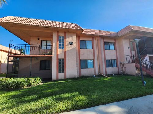 apt-201-235 Lakeview Dr, Weston, FL, 33326-1026 | Card Image