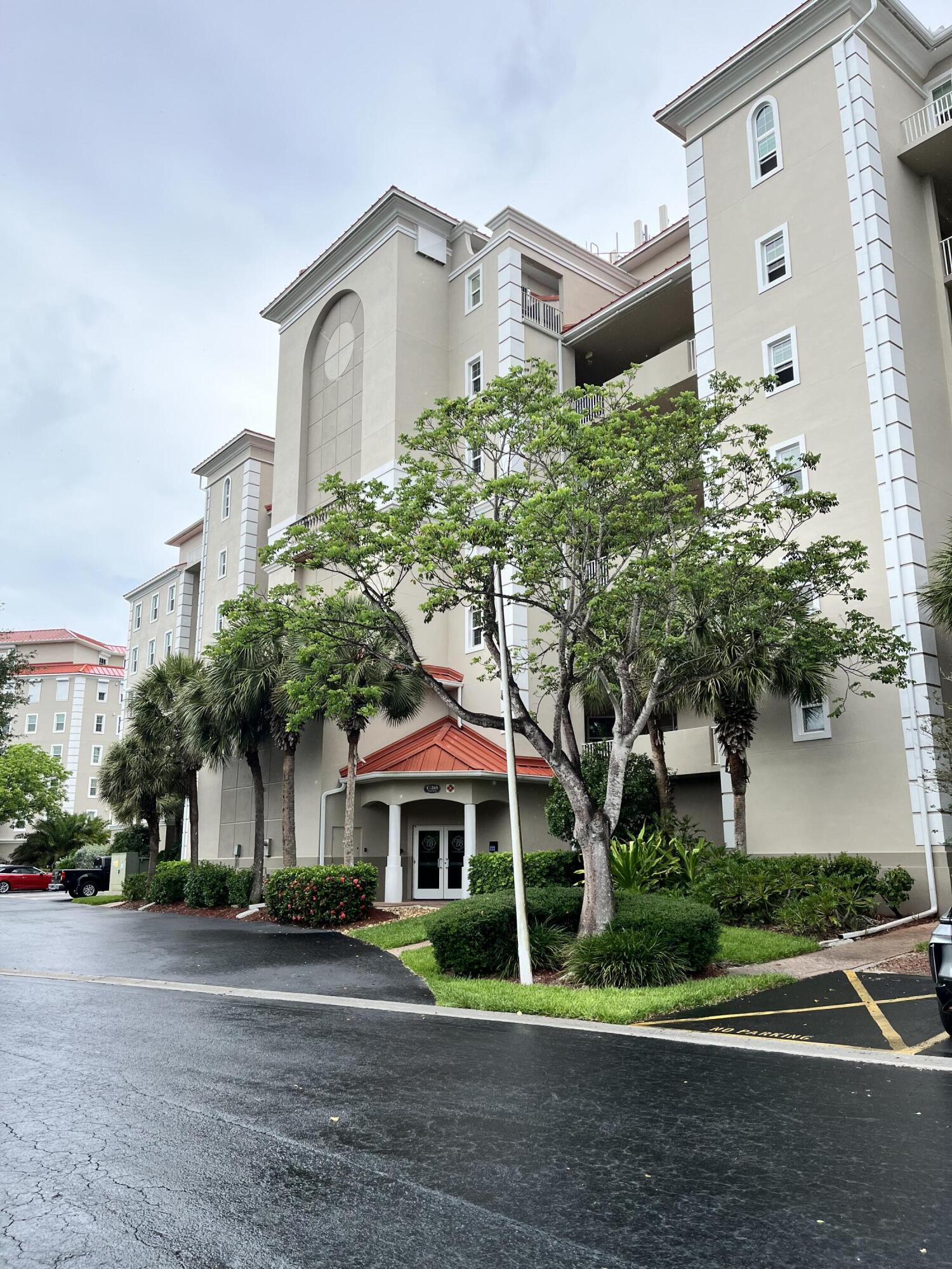 Residential in Marco Island