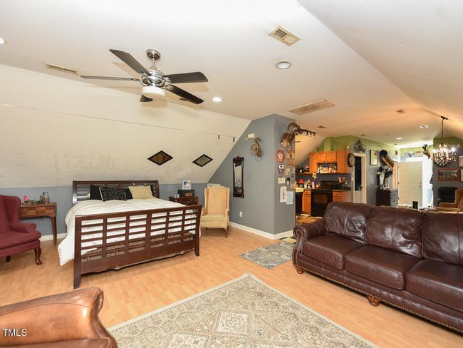 Interior - garage apartment 4 - OK | Image 42