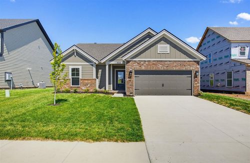9318 Woodgate Cir, Alvaton, KY, 42122-7823 | Card Image