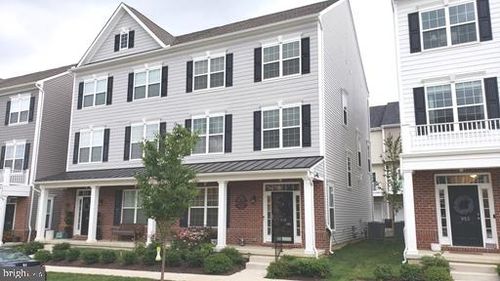 949 Manor Ave N, CLAYMONT, DE, 19703-3142 | Card Image