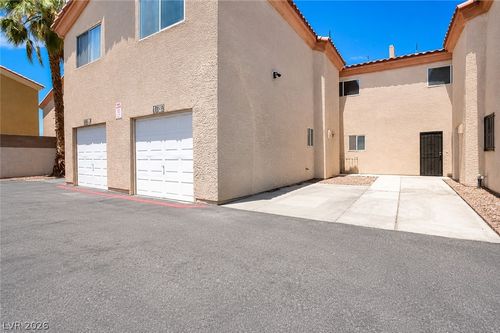 1737 N Lamont Street, Las Vegas, NV, 89115 | Card Image