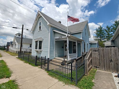 236 E Pennsylvania St, Shelbyville, IN, 46176-1434 | Card Image