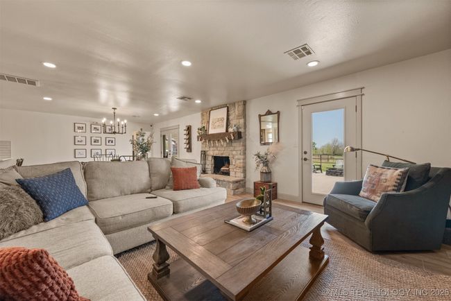 25979 E 58 Th St S, House other with 4 bedrooms, 4 bathrooms and null parking in Broken Arrow OK | Image 9