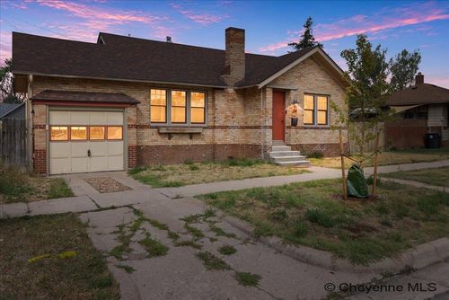 2514 Maxwell Ave, Cheyenne, WY, 82001-3156 | Card Image