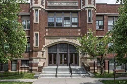 apt-104-917 Madison St, Syracuse, NY, 13210-2066 | Card Image