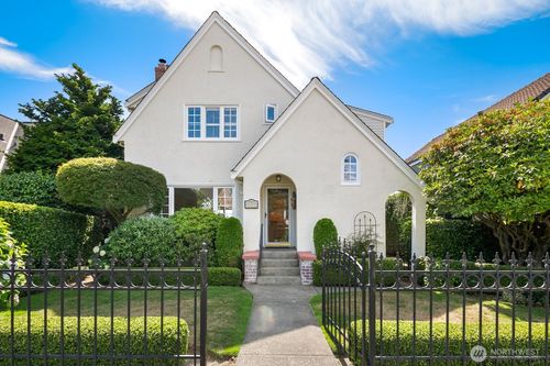 2359 Rosemont Place W, Seattle, WA, 98199 | Card Image