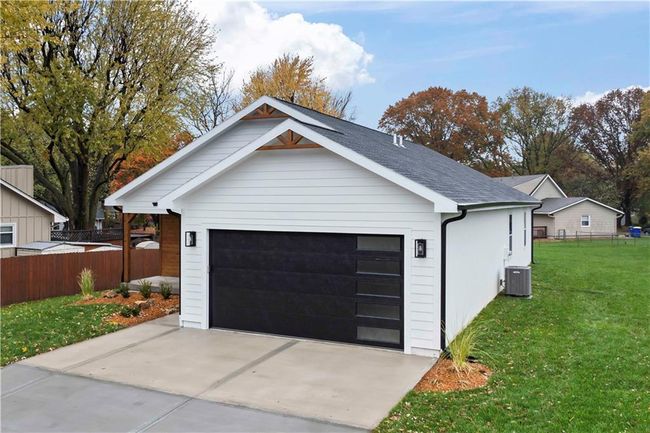 1808 Sw 3 Rd St, House other with 4 bedrooms, 3 bathrooms and null parking in Lee's Summit MO | Image 38