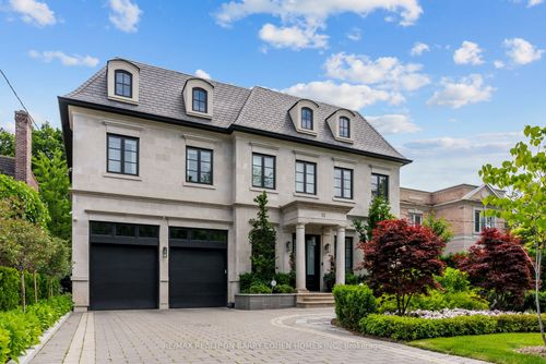 11 Ridgewood Rd, Toronto, ON, M5P1T4 | Card Image