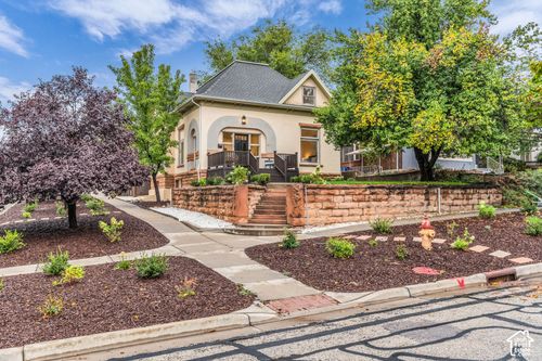903 E 1st Ave, Salt Lake City, UT, 84103-3901 | Card Image
