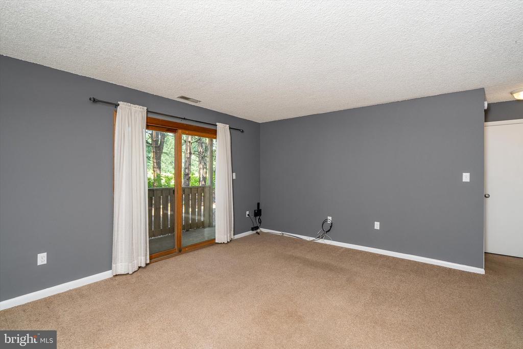 Residential in PLAINSBORO 4