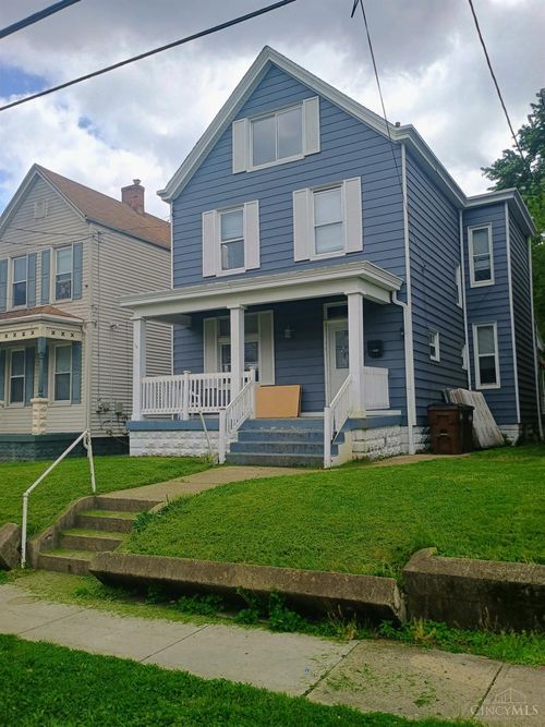 6312 Highland Ave, Elmwood Place, OH, 45216-2126 | Card Image
