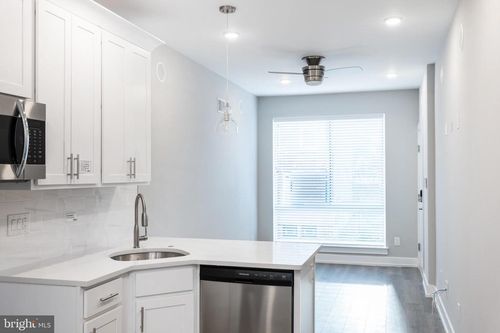 1-2537 N Howard St, PHILADELPHIA, PA, 19133-4025 | Card Image
