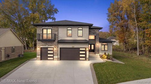 1683 Delta Dr, Troy, MI, 48085-1236 | Card Image