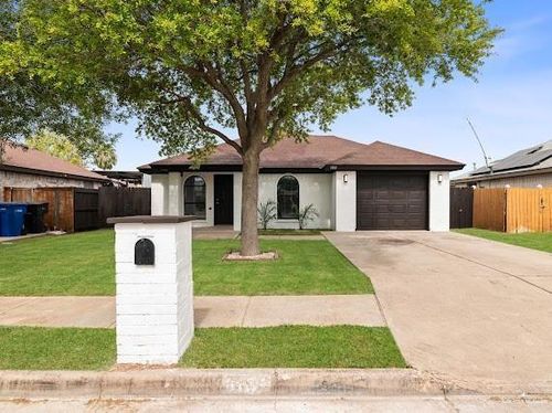 5810 S 28th Ln, McAllen, TX, 78503-1800 | Card Image
