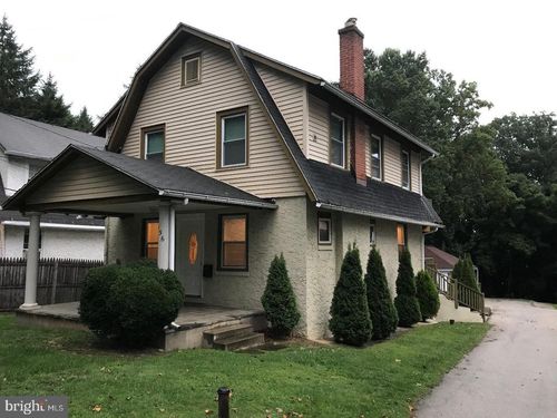 136 Paoli Pike, MALVERN, PA, 19355-3022 | Card Image