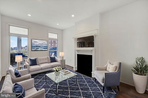 346 E 25th St, BALTIMORE, MD, 21218-5301 | Card Image