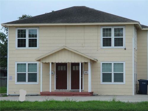 3530 Alameda St, Corpus Christi, TX, 78411-1722 | Card Image