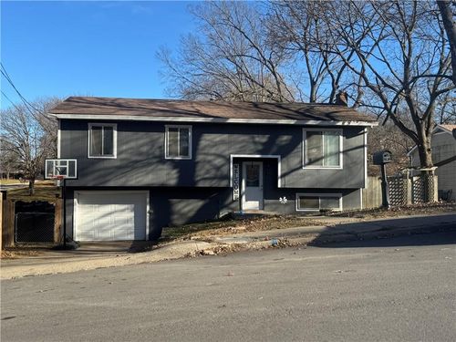 1012 S 10th St, Atchison, KS, 66002-3050 | Card Image