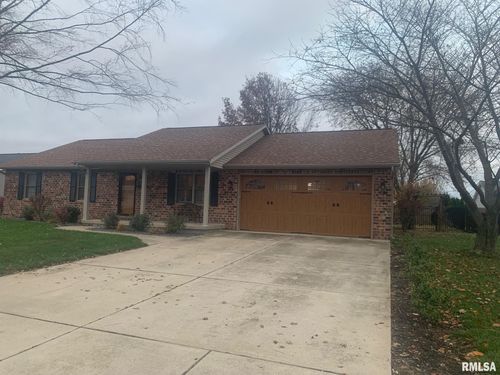 504 Garden Ct, Chatham, IL, 62629-1719 | Card Image