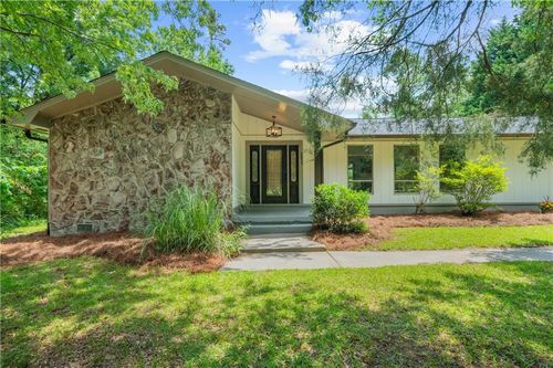 2053 Deerfield Run, Snellville, GA, 30078-2403 | Card Image