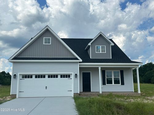 131 Spring Meadows Dr, Aberdeen, NC, 28315-4551 | Card Image