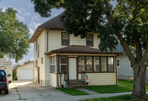 126 11th Ave Se, Rochester, MN, 55904-4647 | Card Image