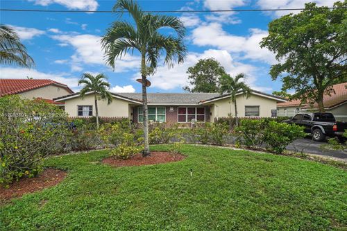 11041 Nw 39th St, Coral Springs, FL, 33065-2769 | Card Image