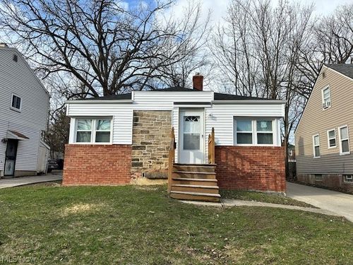 15707 Cloverside Ave, Cleveland, OH, 44128-2105 | Card Image