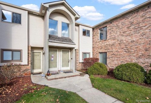 42740 Lilley Pointe Dr, Canton, MI, 48187-5321 | Card Image