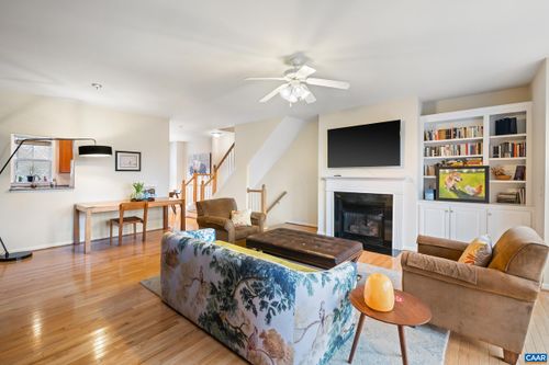 apt-f-106 Melbourne Park Cir, CHARLOTTESVILLE, VA, 22901-3947 | Card Image