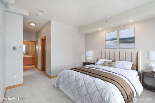 902-1100 106th Ave Ne, Bellevue, WA, 98004-4389 | Card Image