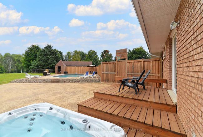 3243 St John's Sideroad, House other with 7 bedrooms, 7 bathrooms and 20 parking in Cedar Valley ON | Image 41
