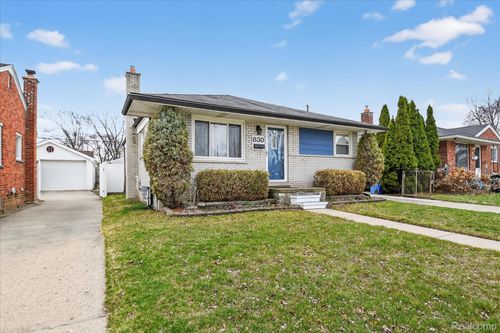 830 Mapleknoll Ave, Madison Heights, MI, 48071-2954 | Card Image