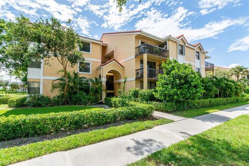 202b5-5721 Riverside Dr, Coral Springs, FL, 33067-2940 | Card Image
