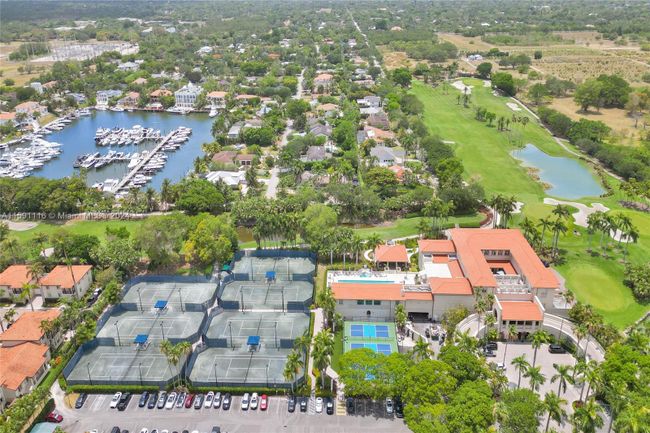 401 - 13627 Deering Bay Dr, Condo with 3 bedrooms, 3 bathrooms and null parking in Coral Gables FL | Image 45