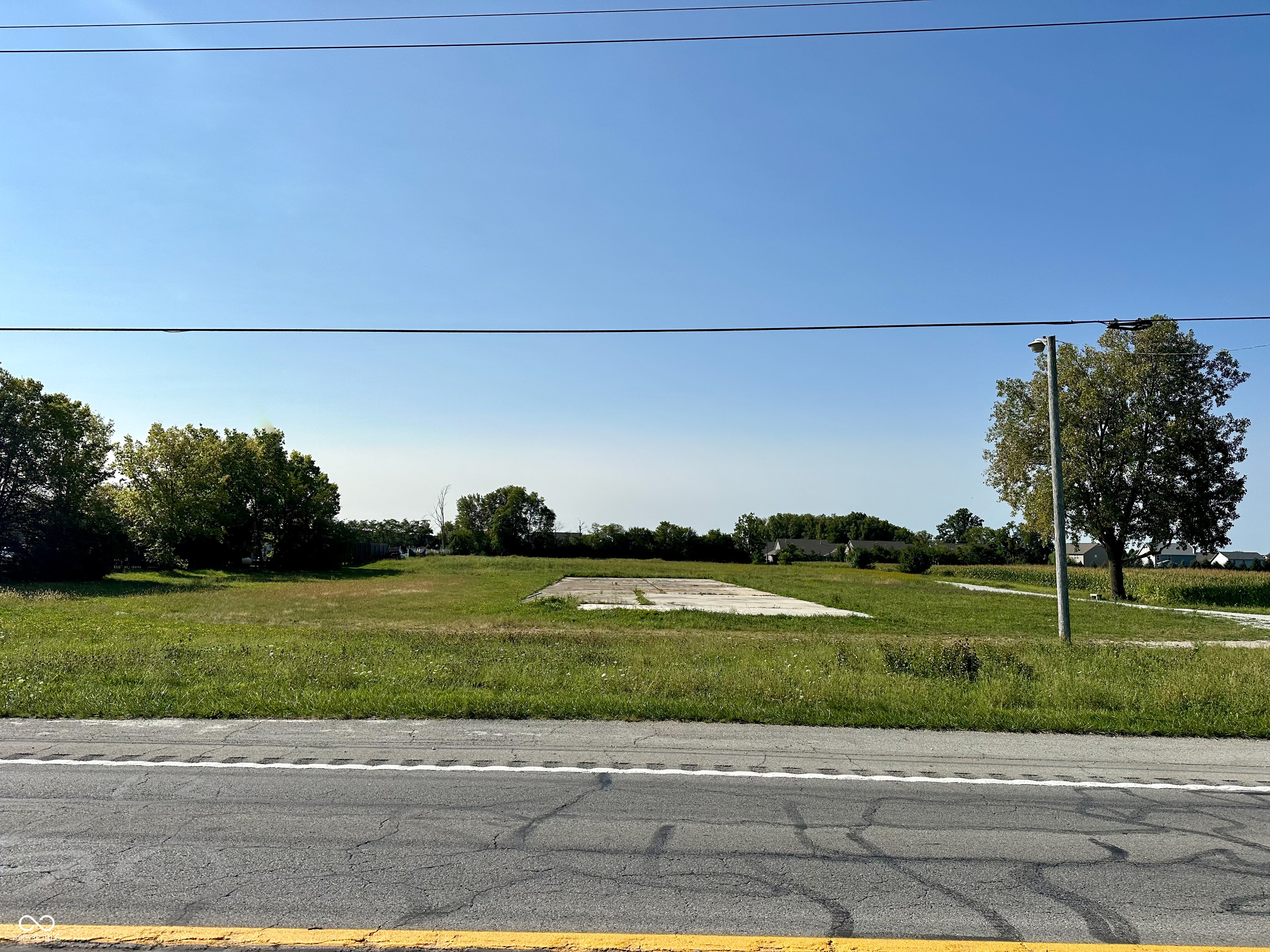 Land in Westfield 4